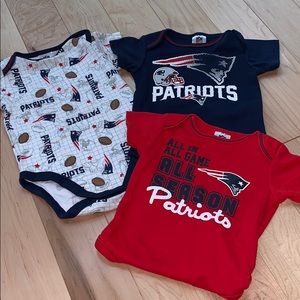 Patriots onesies! 🏈